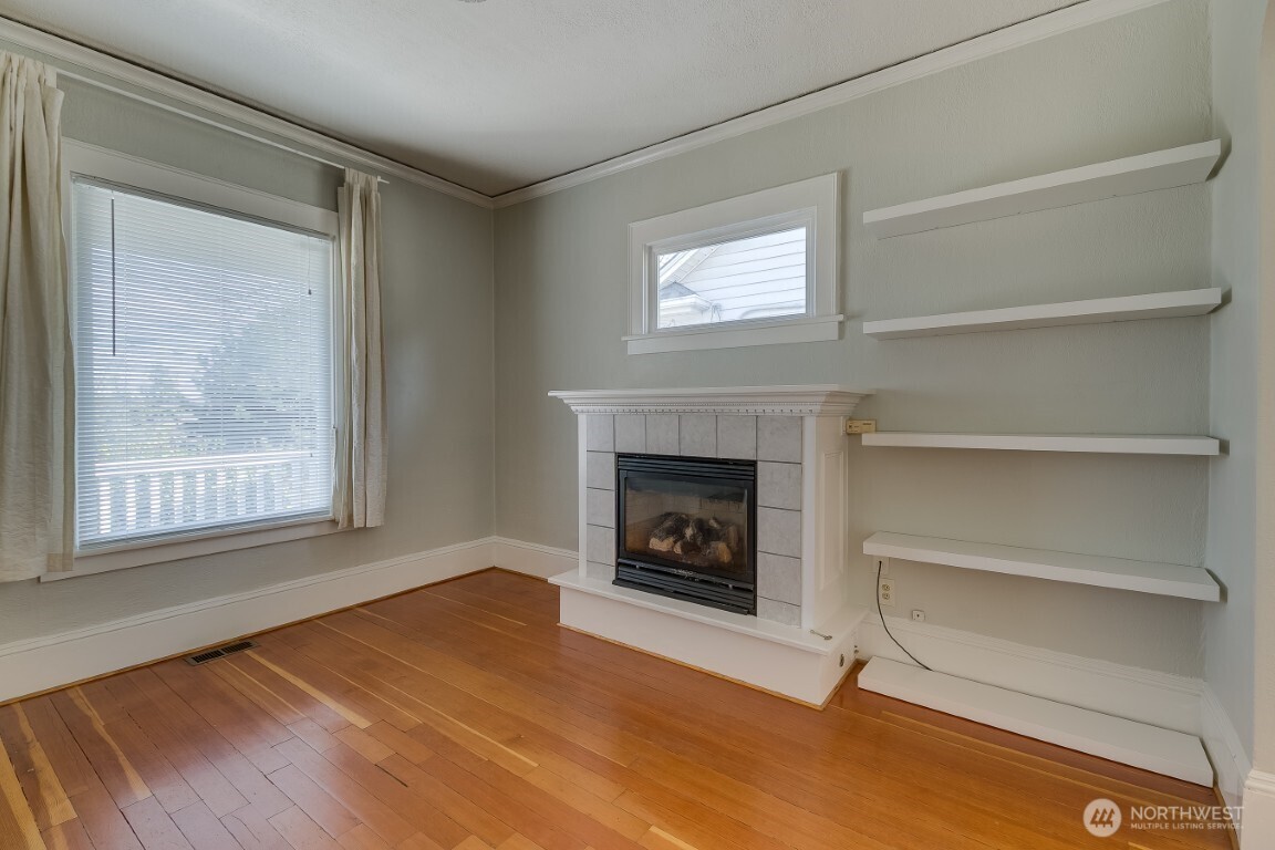 6013 6th Avenue NE, Seattle, WA 98115