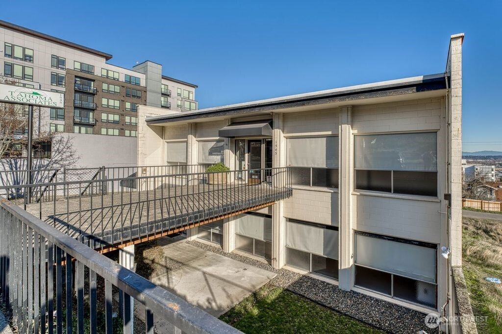 1545 Tacoma Avenue S, Tacoma, WA 98402