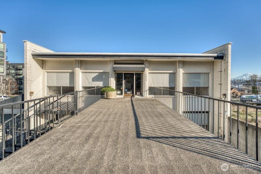 1545 Tacoma Avenue S, Tacoma, WA 98402