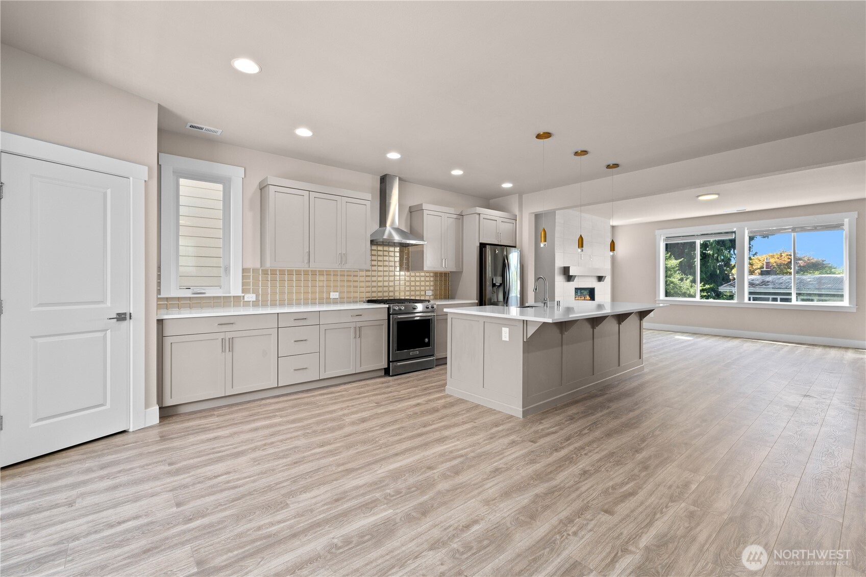 2204 176th Place SW #3, Lynnwood, WA 98037