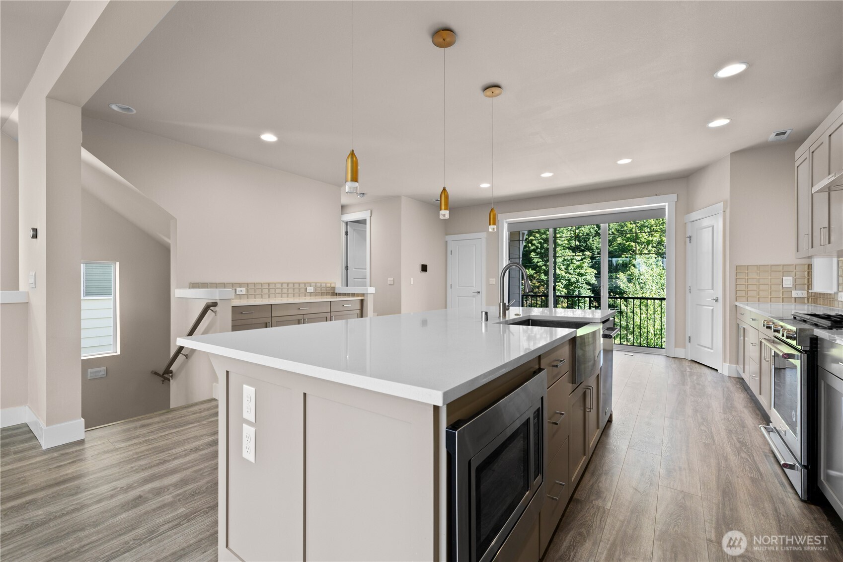 2204 176th Place SW #3, Lynnwood, WA 98037