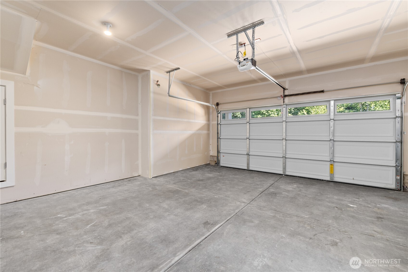 2204 176th Place SW #3, Lynnwood, WA 98037