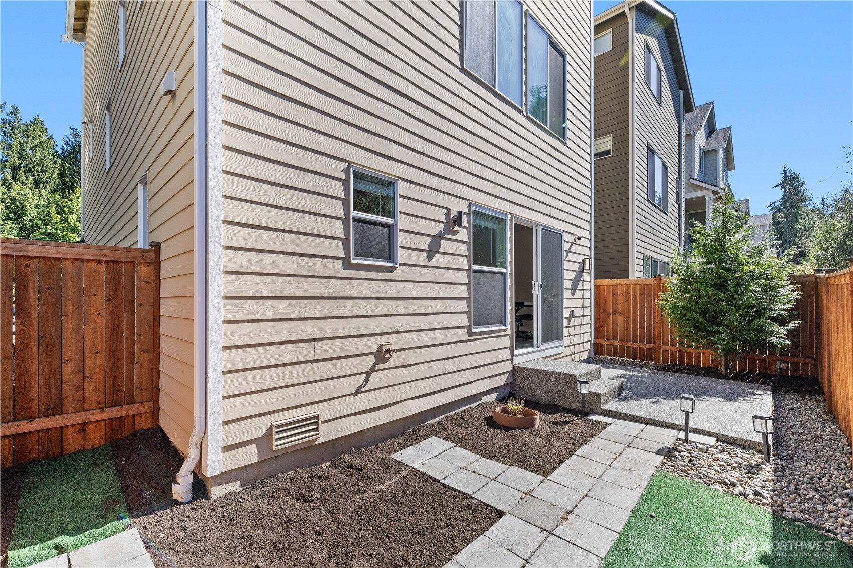 2204 176th Place SW #3, Lynnwood, WA 98037