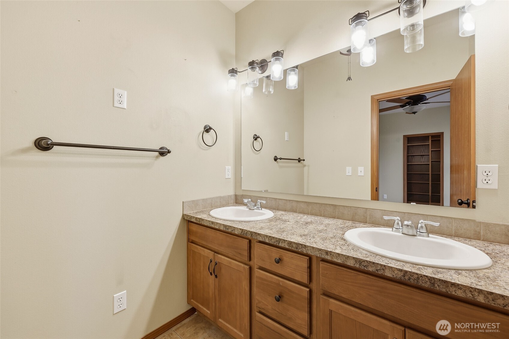 5107 66th Avenue SE, Lacey, WA 98513