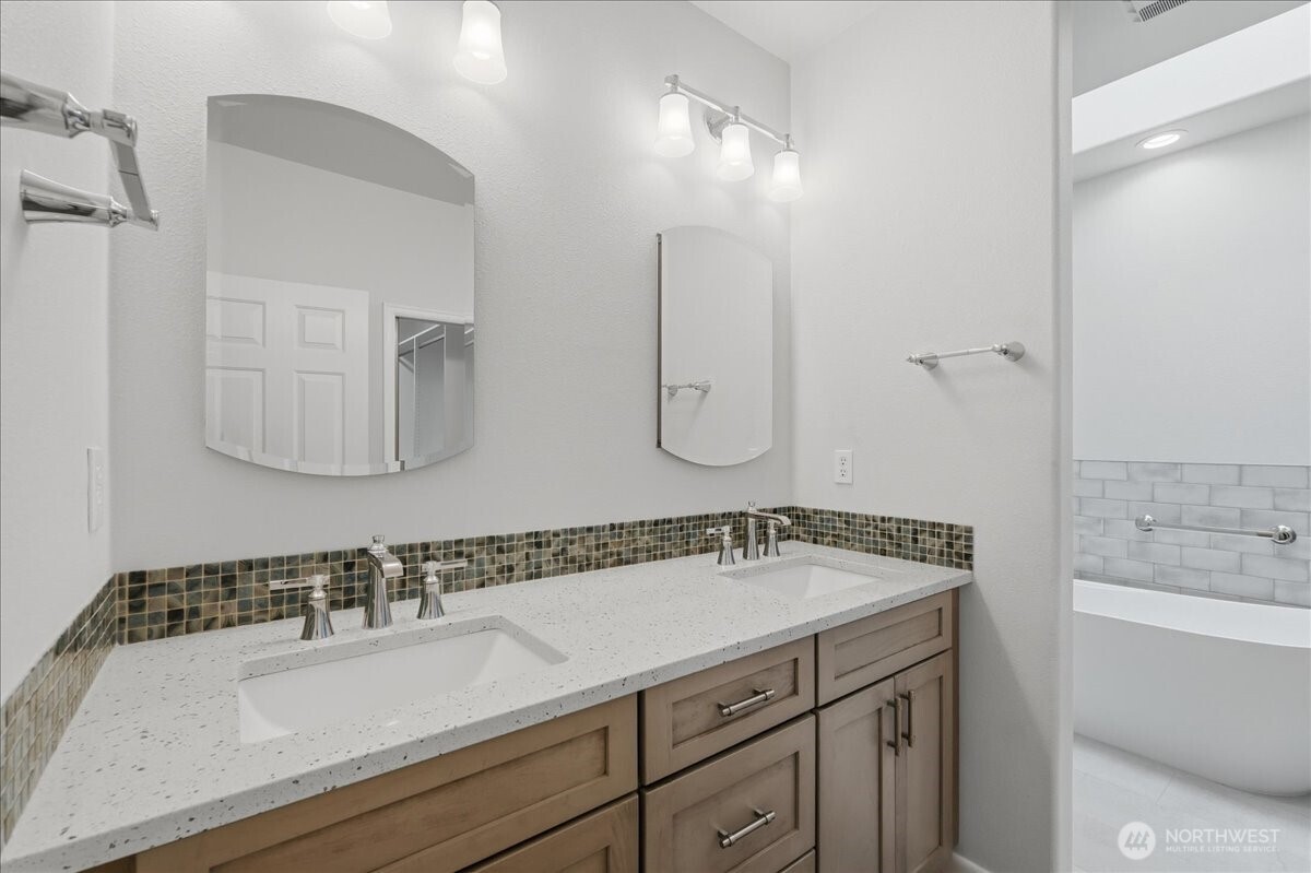 3012 N Narrows Drive #1, Tacoma, WA 98407
