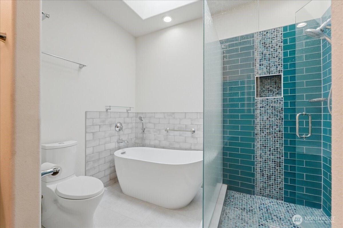 3012 N Narrows Drive #1, Tacoma, WA 98407
