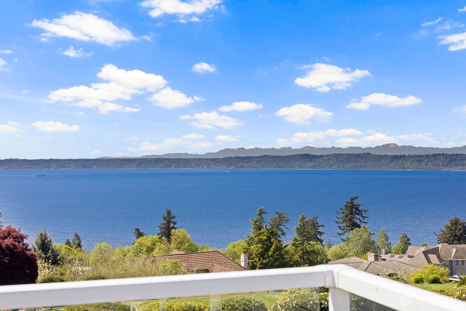 27525 12th Place S, Des Moines, WA 98198