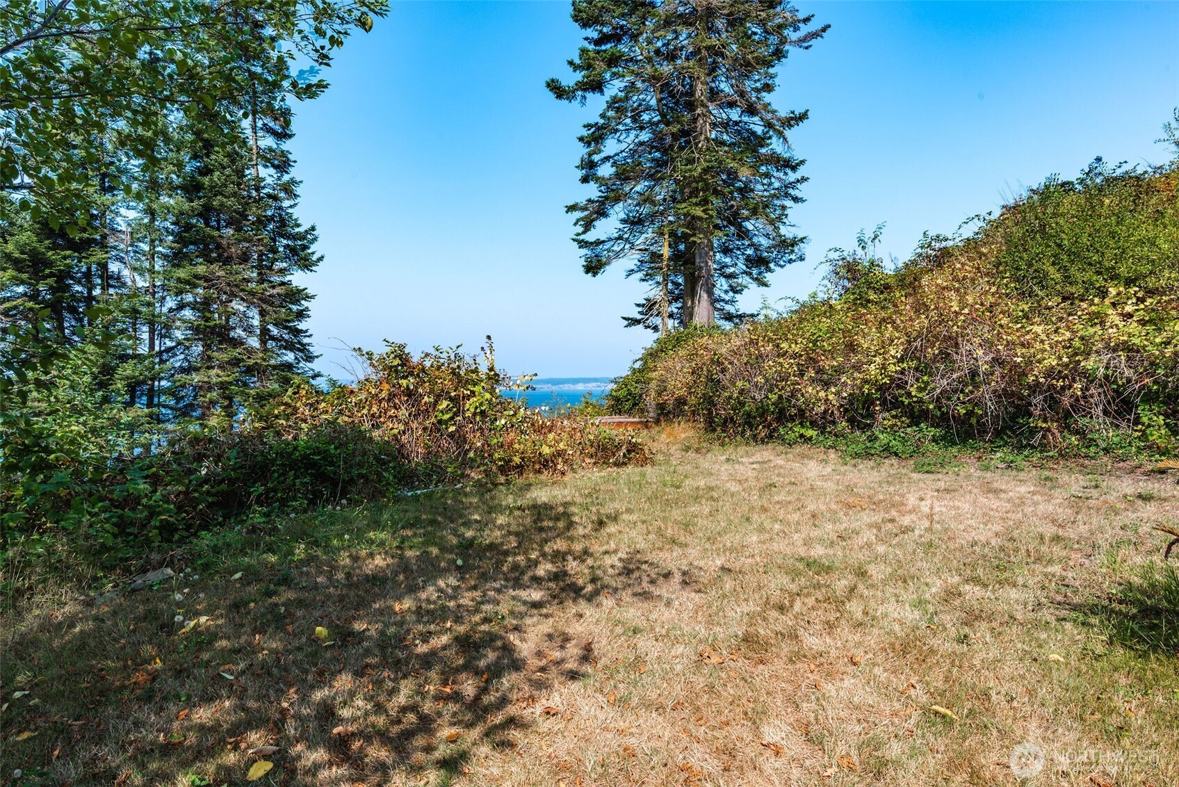 5688 NE Twin Spits Road , Hansville, WA 98340