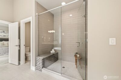 24387 NE 24th Street , Sammamish, WA 98074 - Photo 28