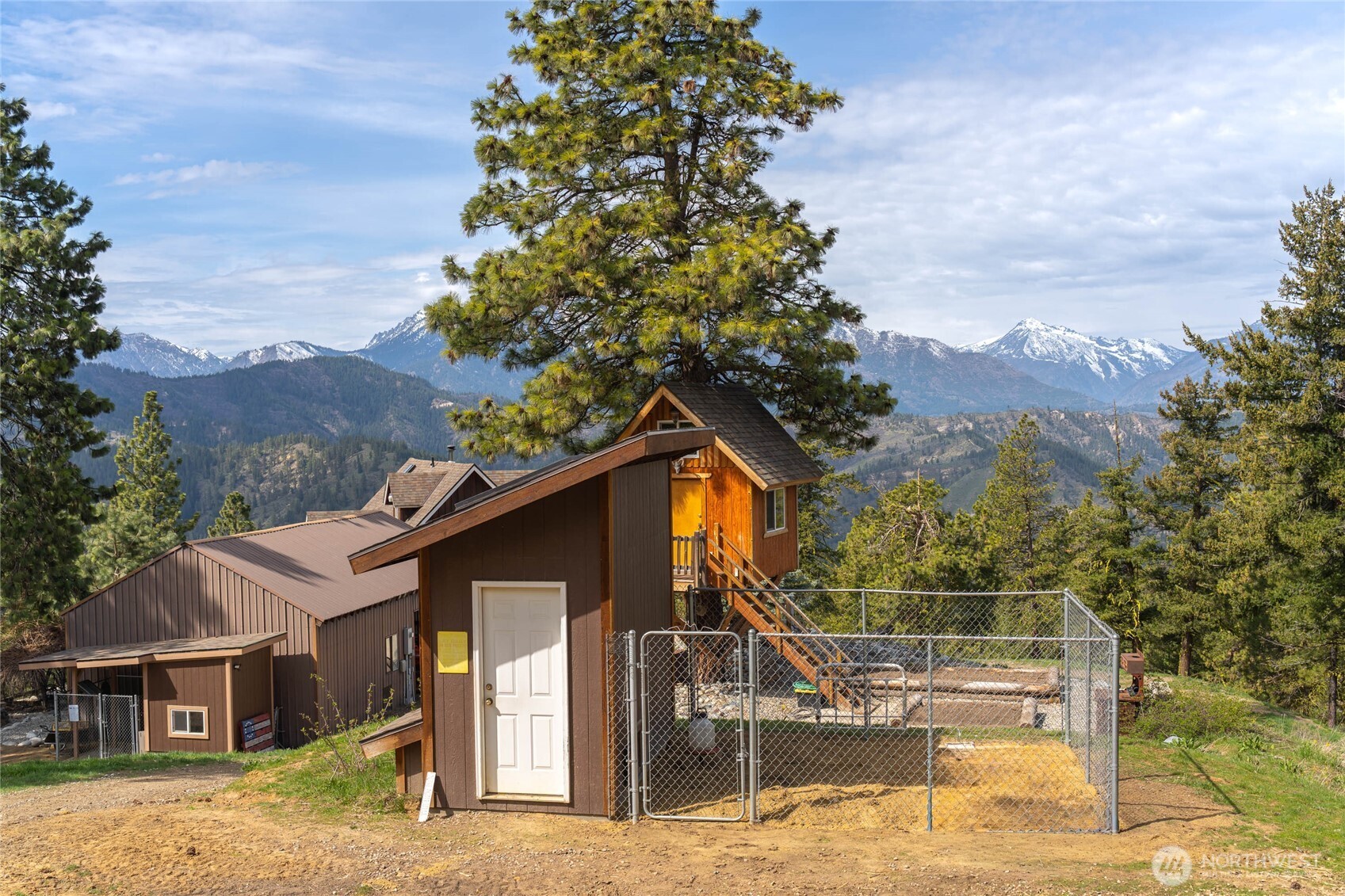 4639 Sky Meadows Road , Cashmere, WA 98815