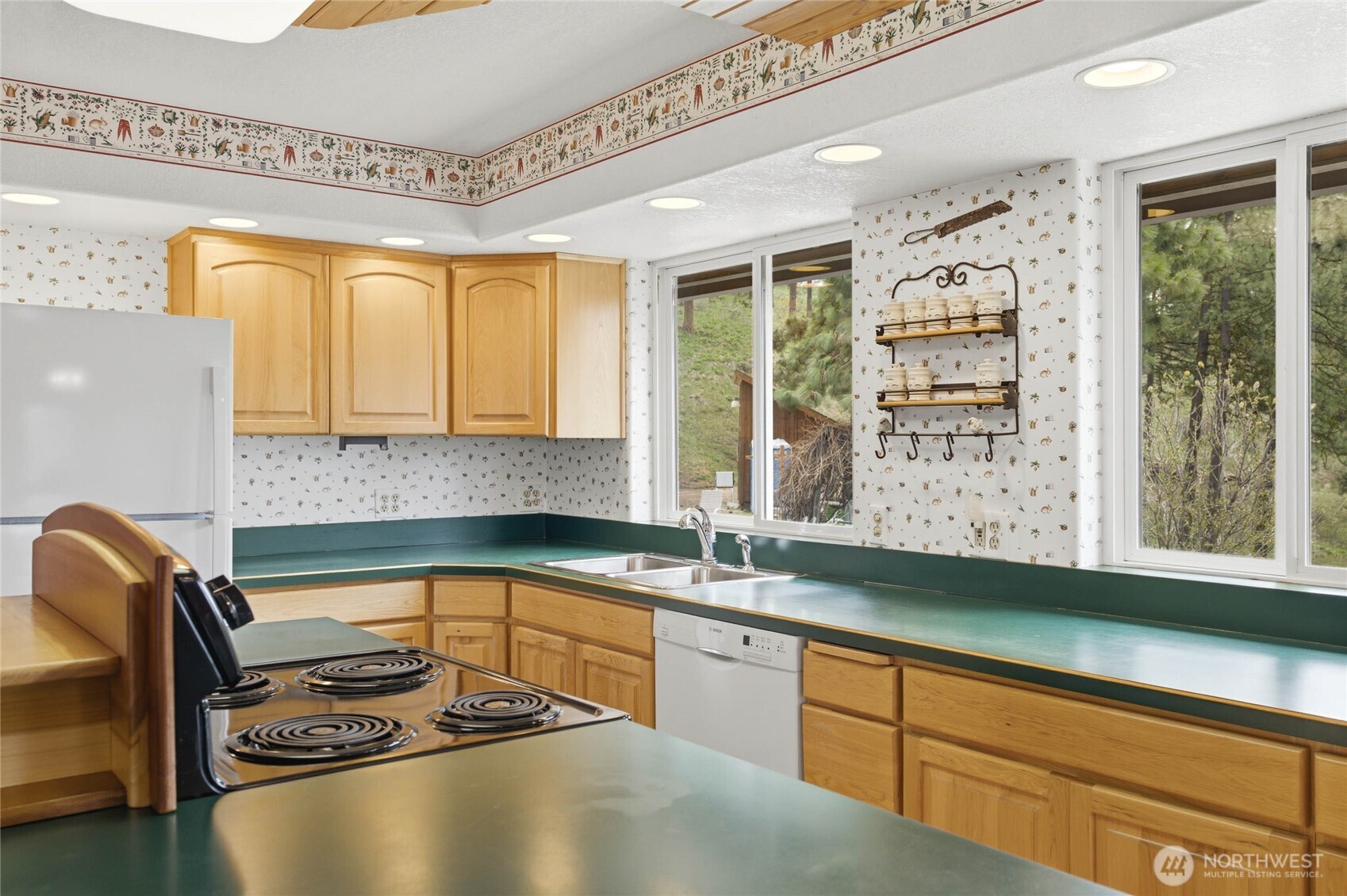 4639 Sky Meadows Road , Cashmere, WA 98815