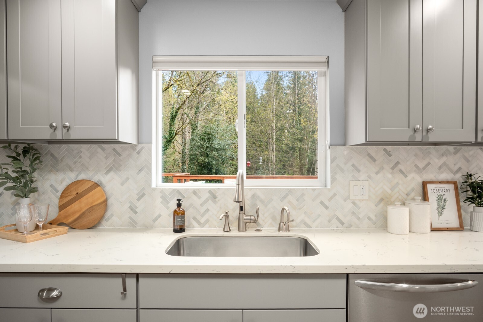 38420 SE North Bend Way , Snoqualmie, WA 98065