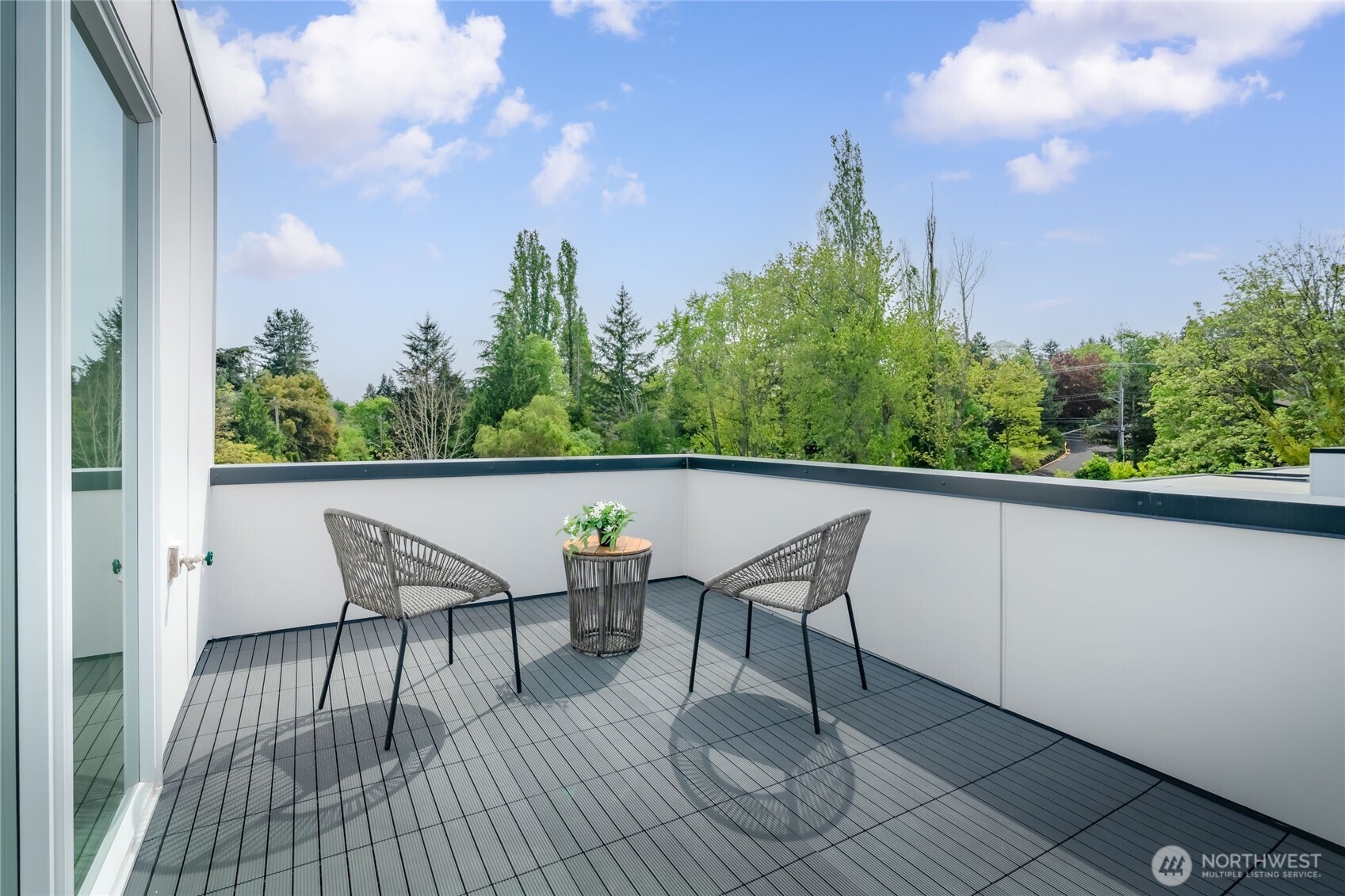 12225 Roseberg Avenue S #9, Seattle, WA 98168