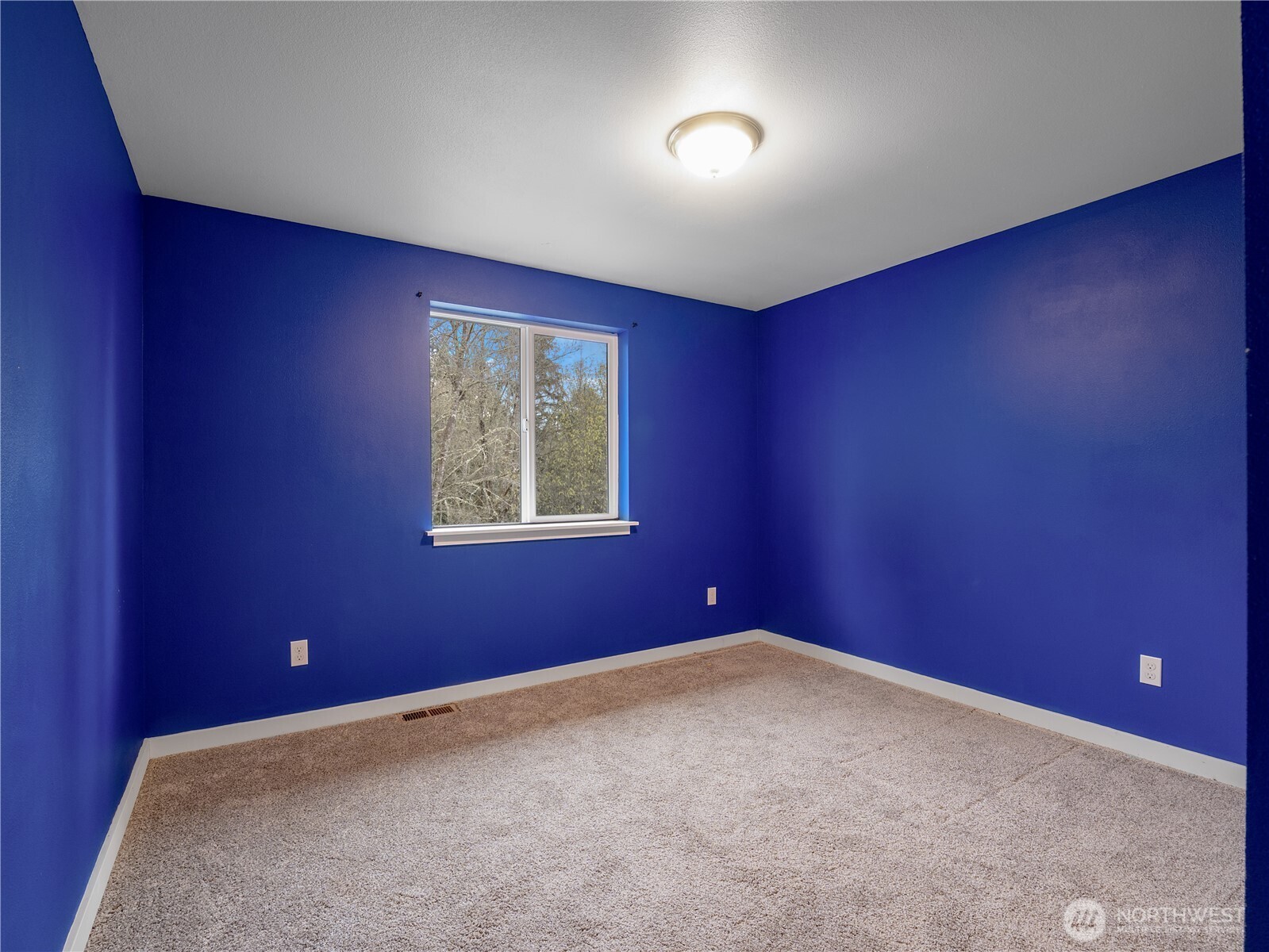 28601 30th Avenue E, Spanaway, WA 98387-9542