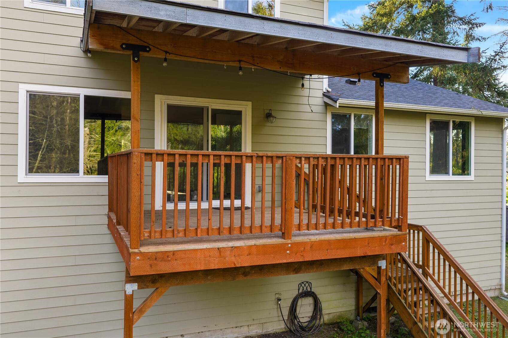 28601 30th Avenue E, Spanaway, WA 98387-9542