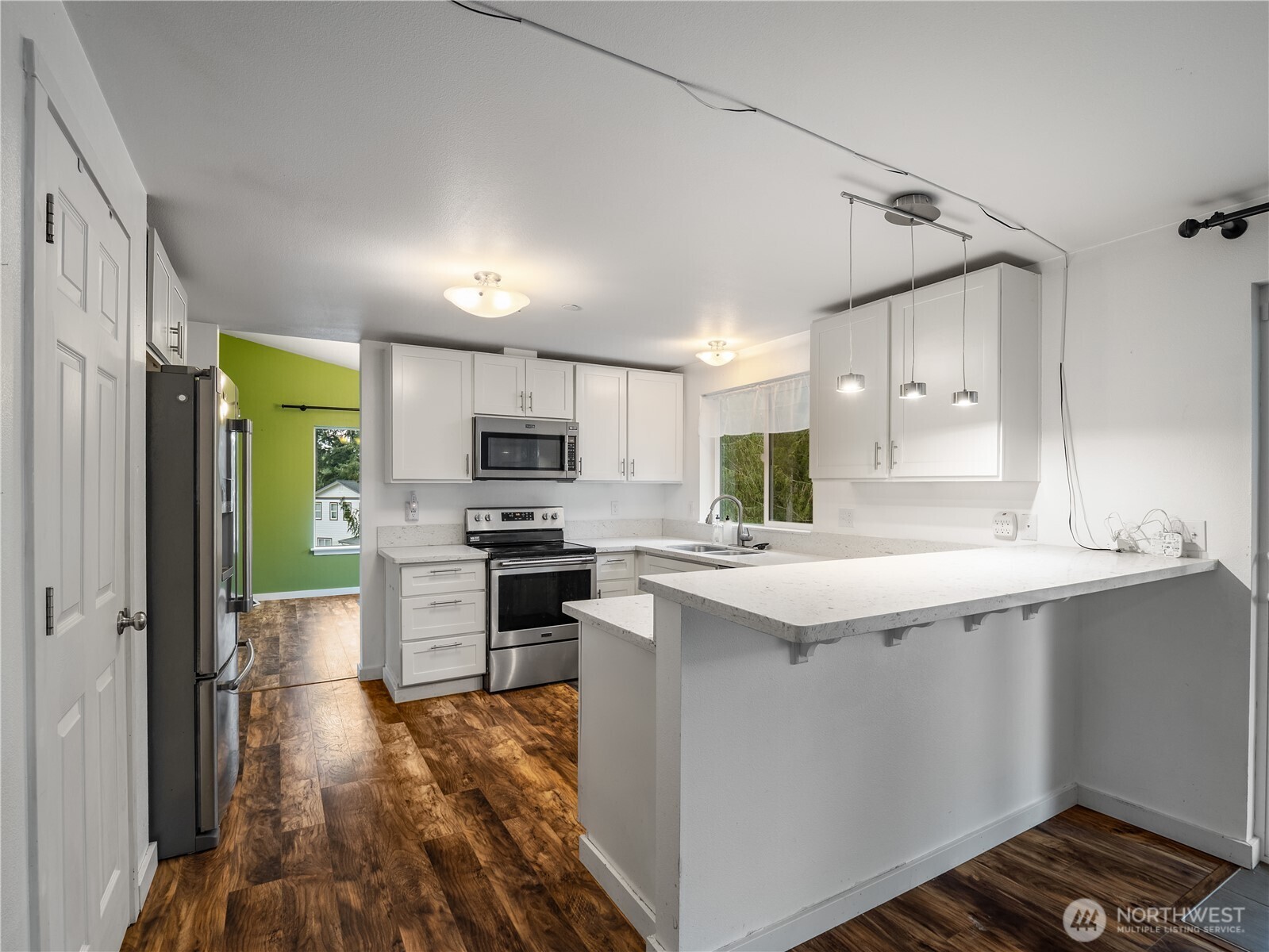 28601 30th Avenue E, Spanaway, WA 98387-9542