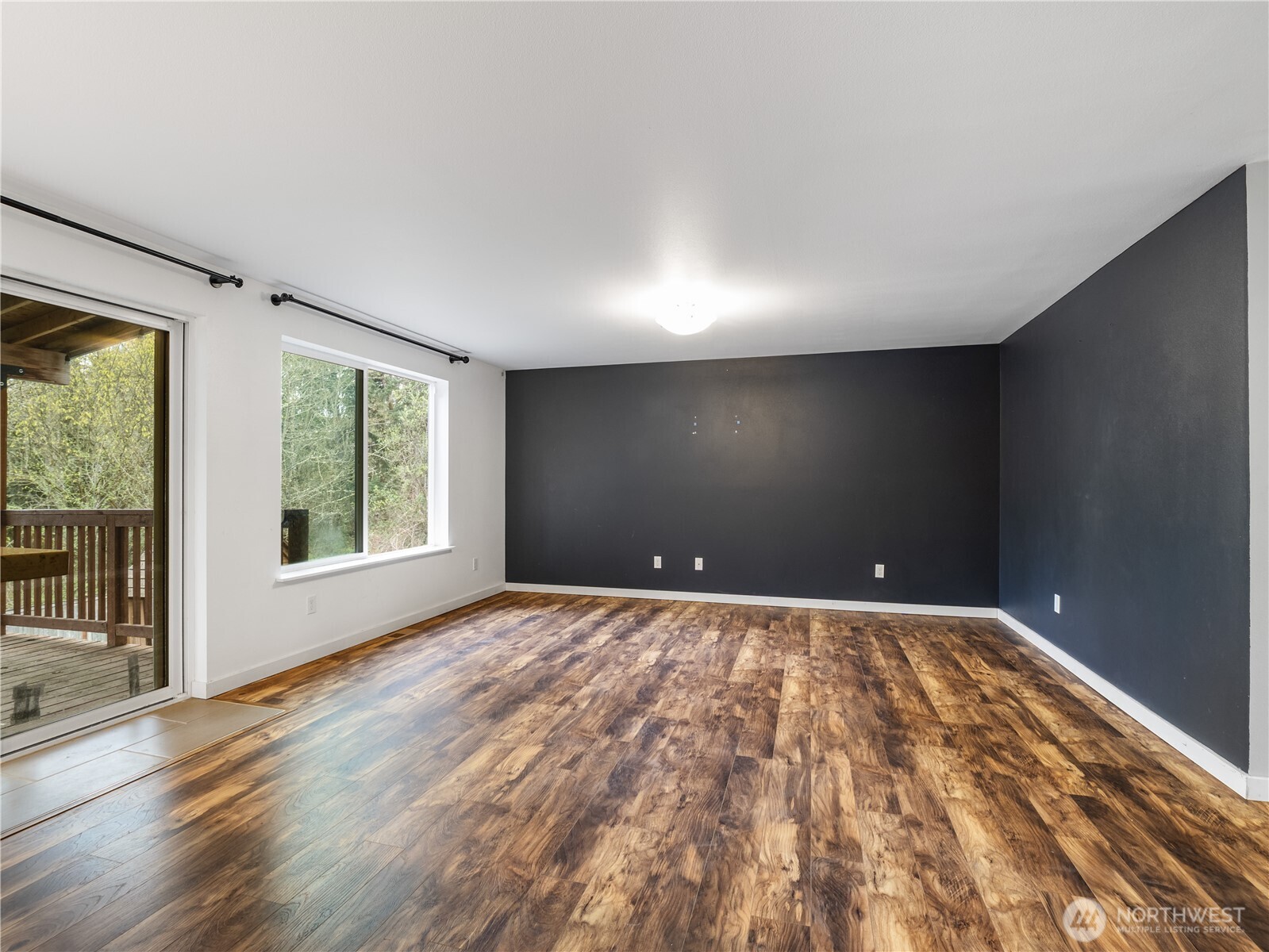 28601 30th Avenue E, Spanaway, WA 98387-9542
