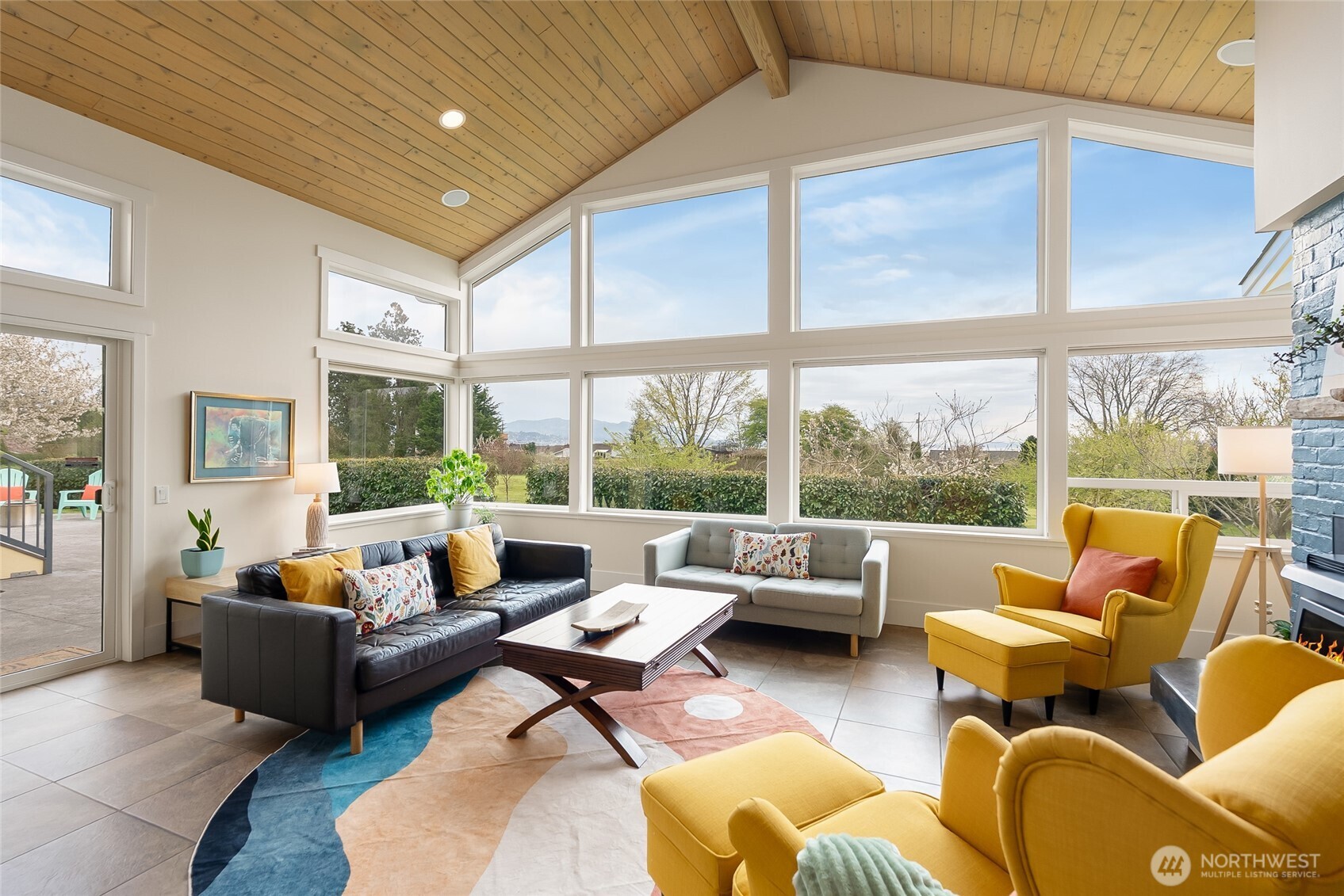 3910 Cliffside Drive , Bellingham, WA 98225