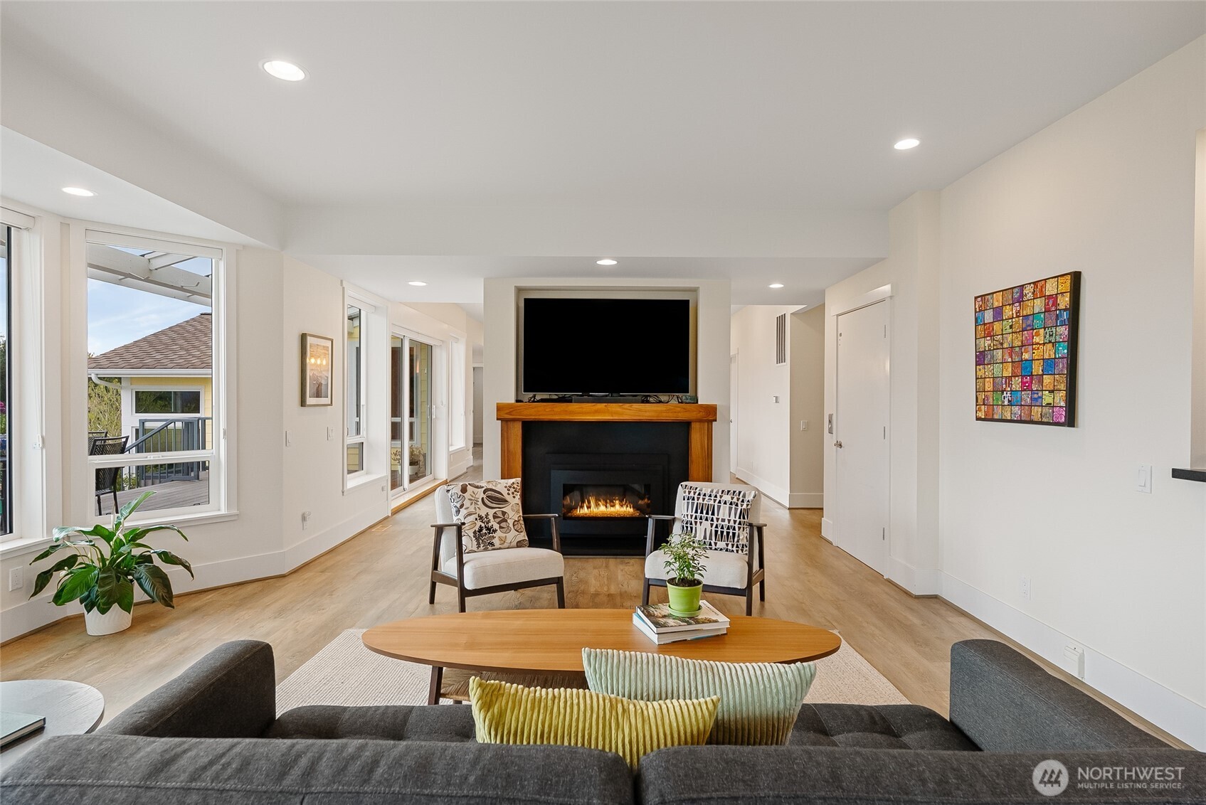 3910 Cliffside Drive , Bellingham, WA 98225