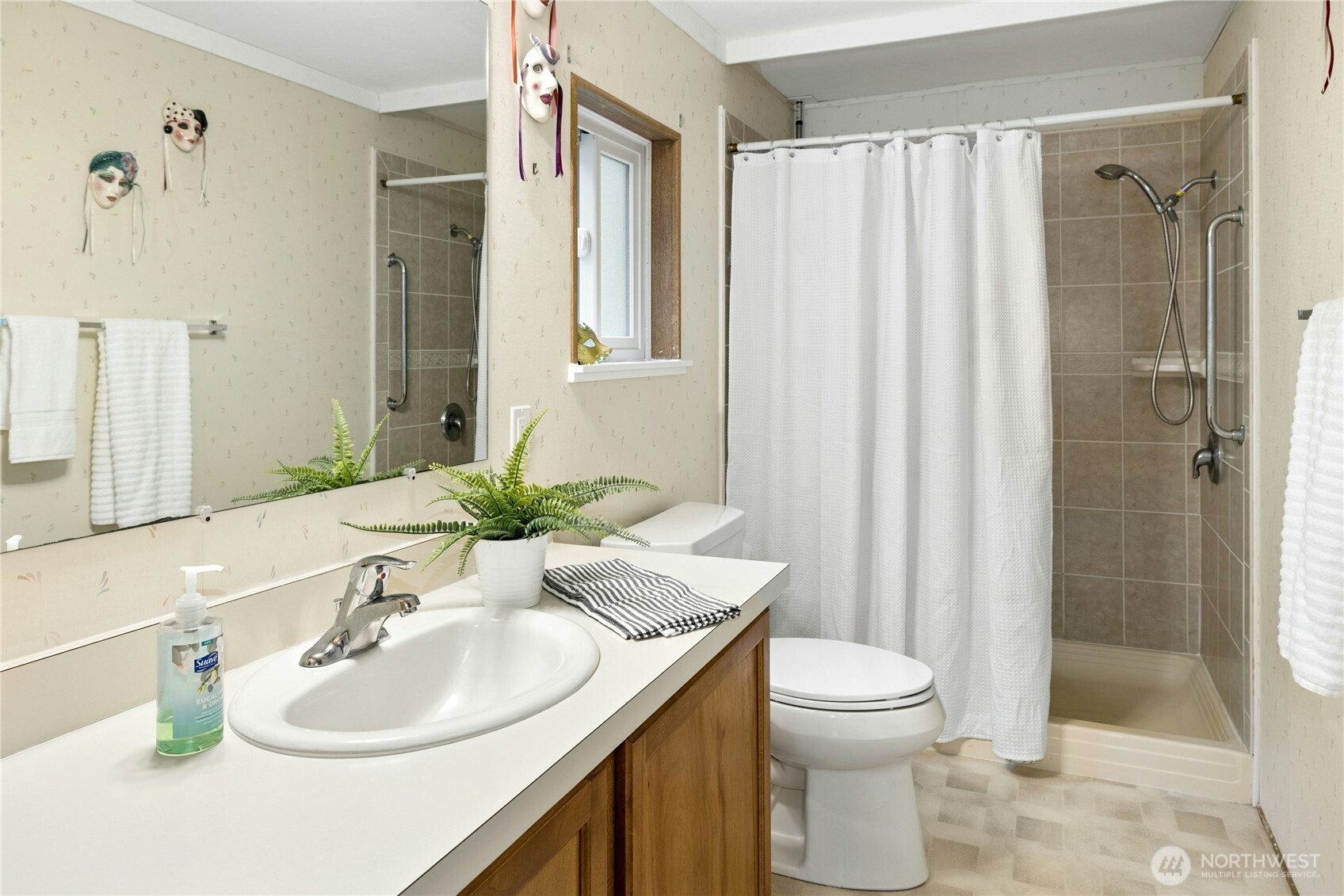 1754 NE Mesford Rd #84, Poulsbo, WA 98370