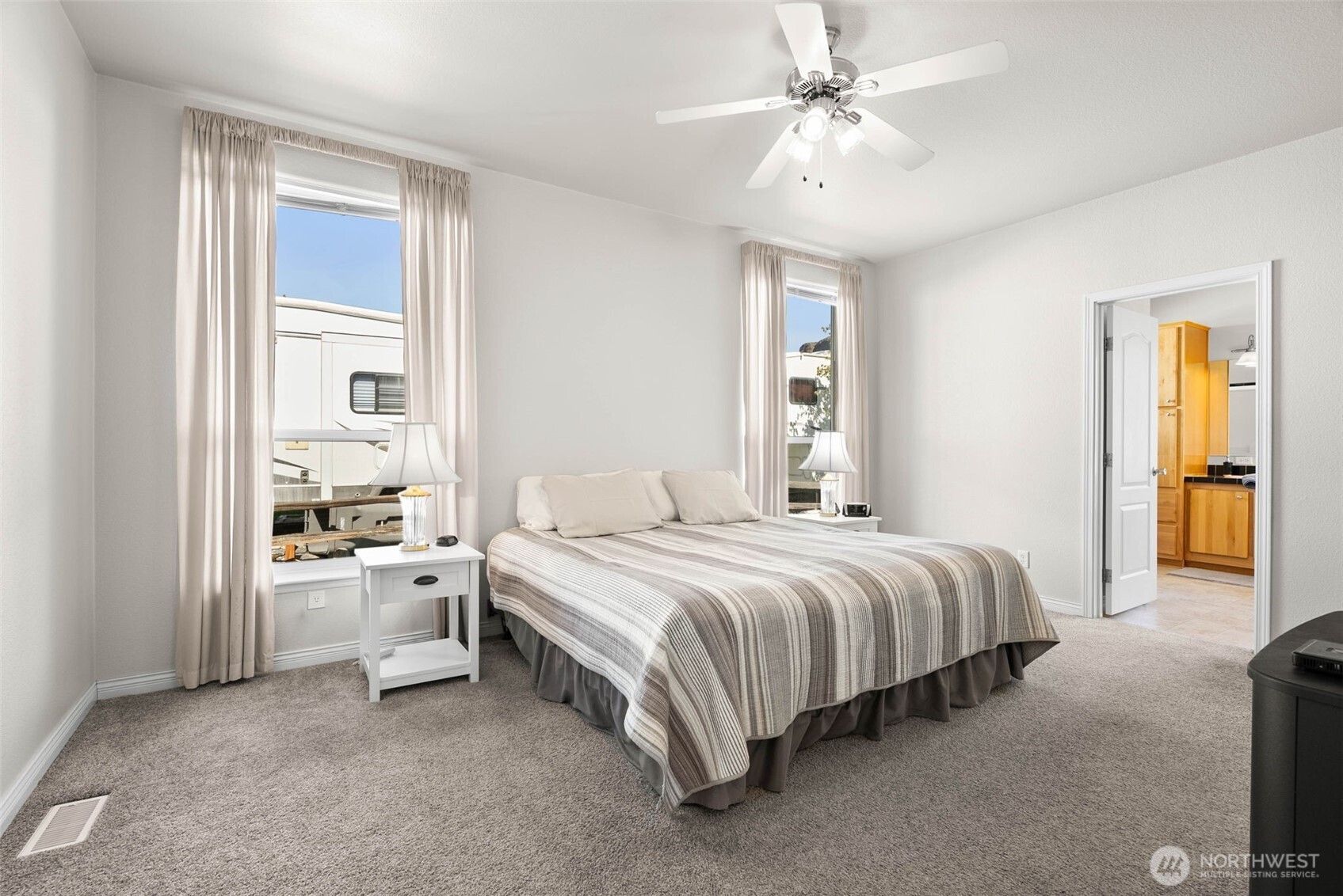 905 Hunter Avenue SW, Quincy, WA 98848