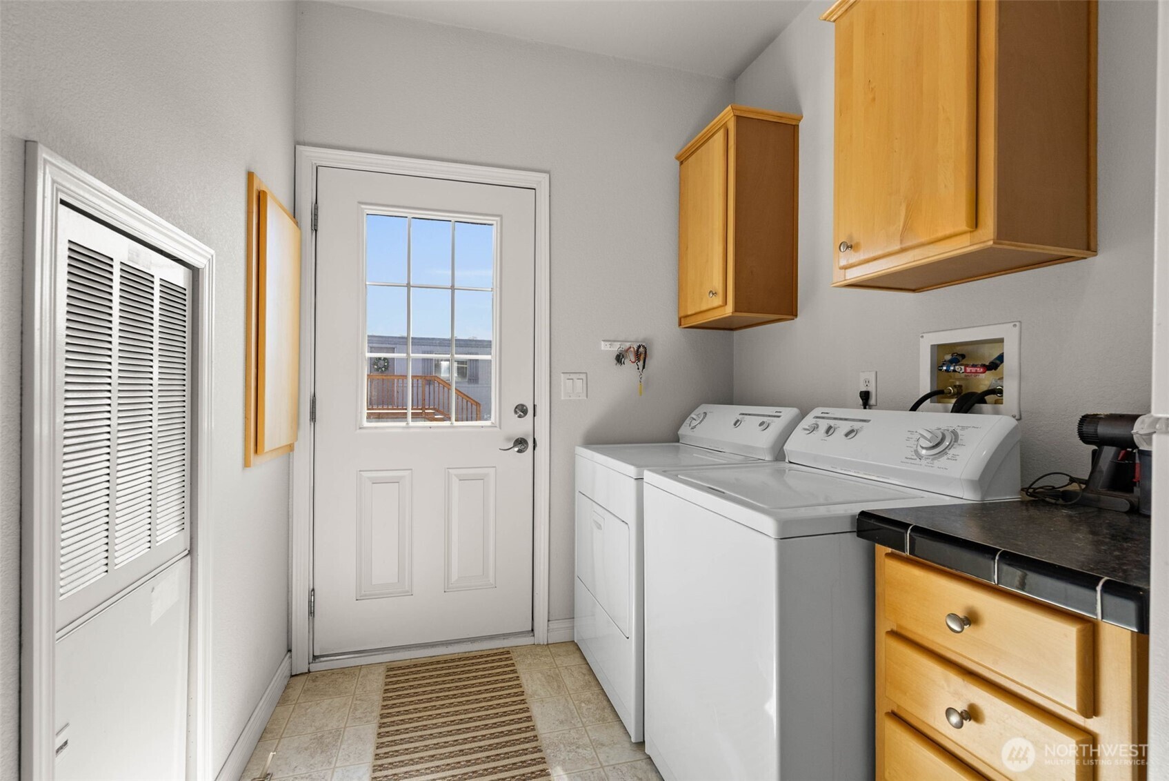 905 Hunter Avenue SW, Quincy, WA 98848