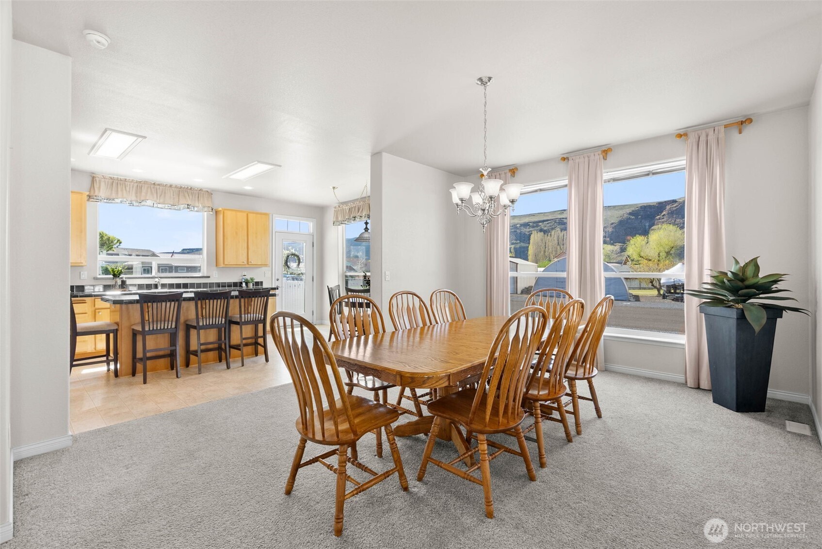 905 Hunter Avenue SW, Quincy, WA 98848