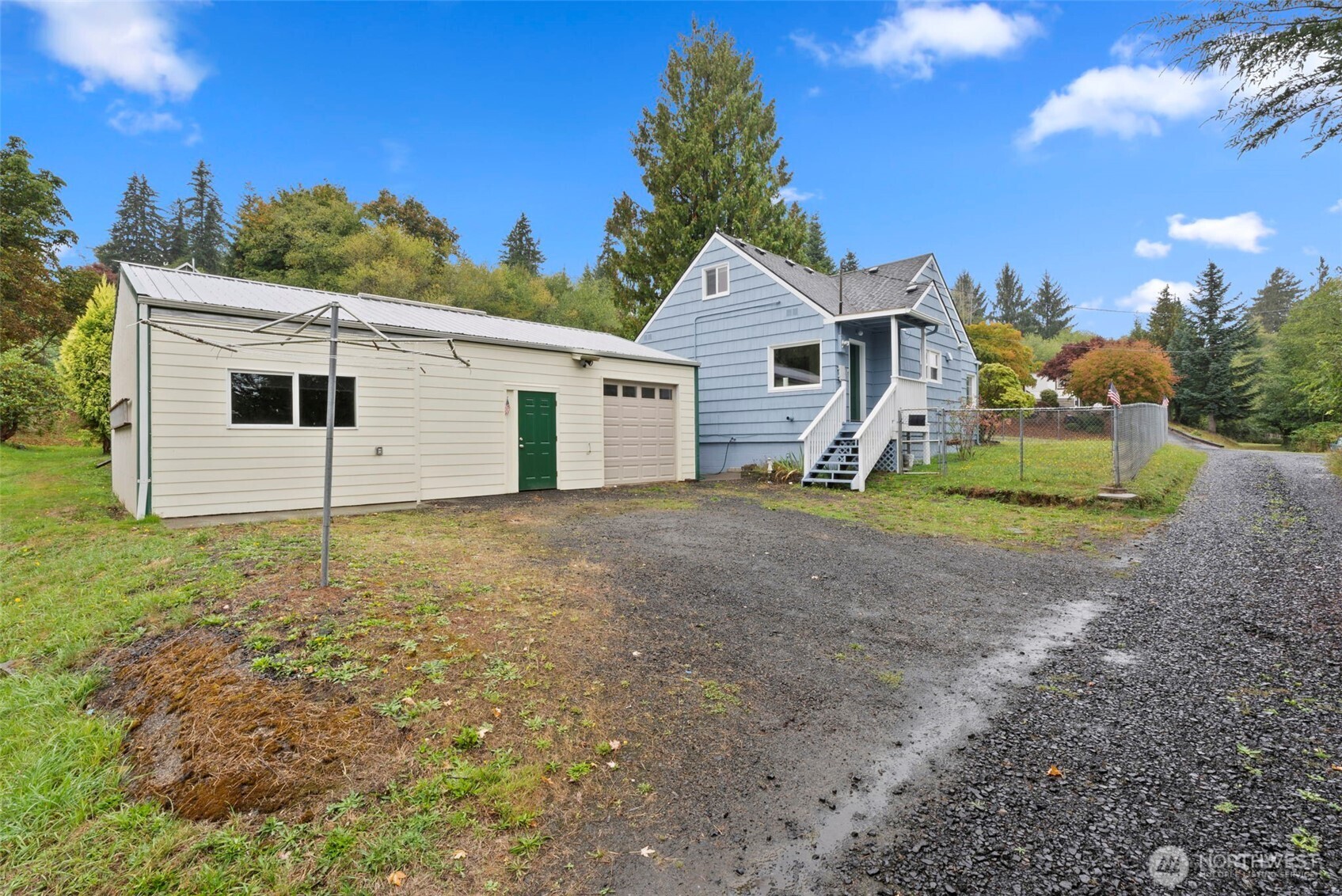 720 Washington Avenue , Raymond, WA 98577