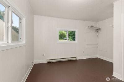 720 Washington Avenue , Raymond, WA 98577 - Photo 11