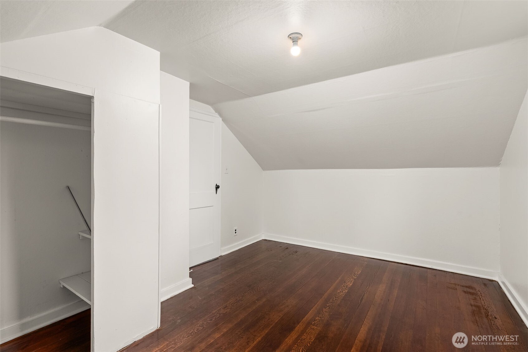 720 Washington Avenue , Raymond, WA 98577