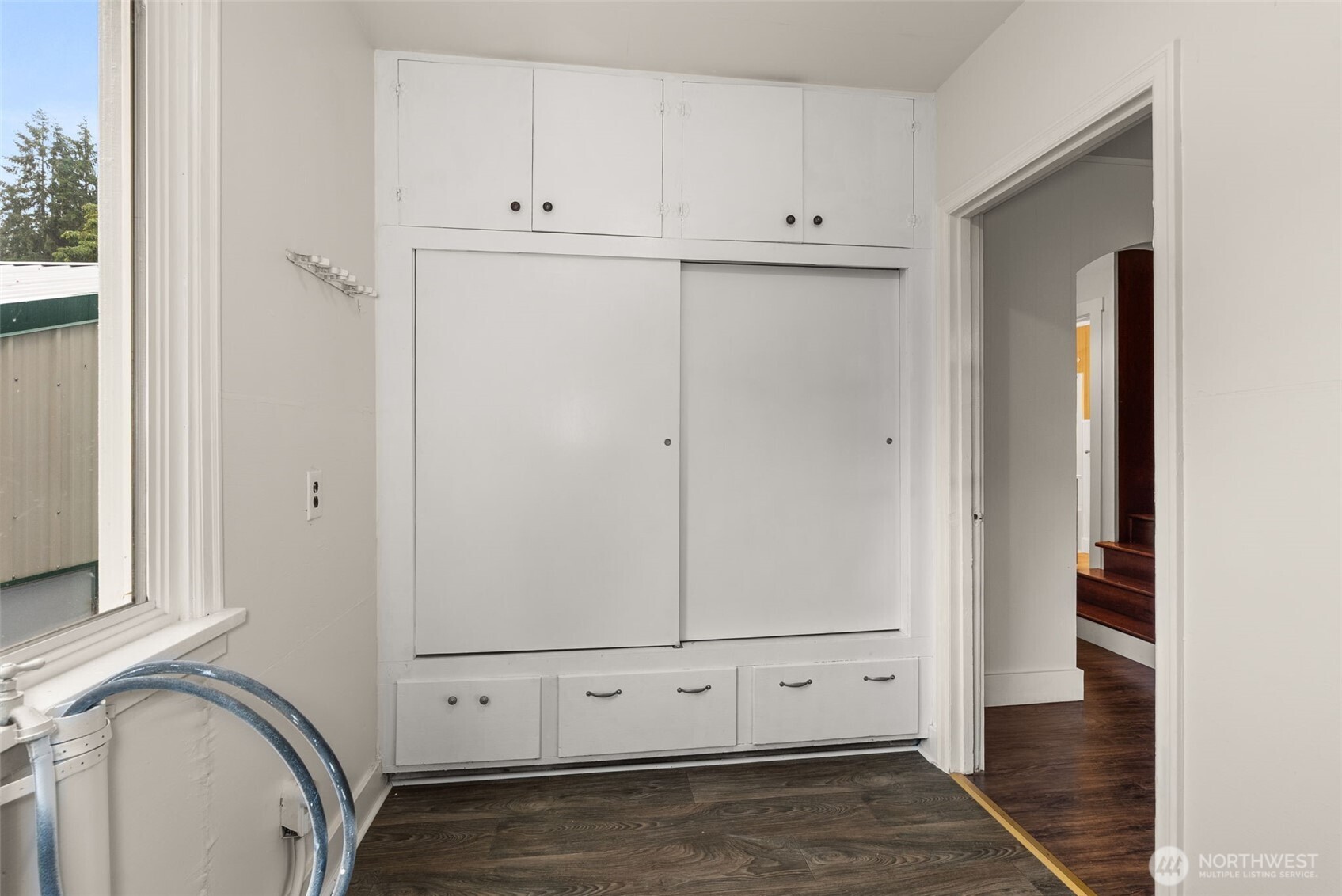 720 Washington Avenue , Raymond, WA 98577