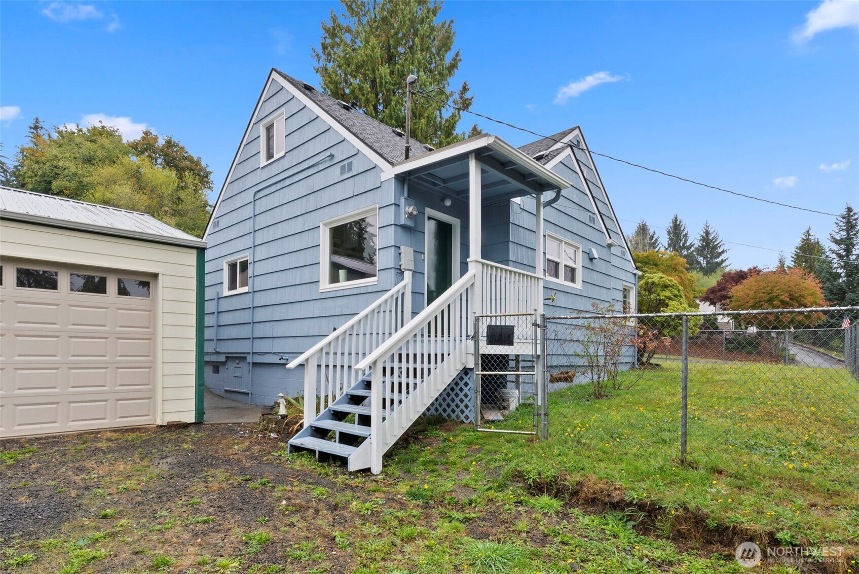 720 Washington Avenue , Raymond, WA 98577