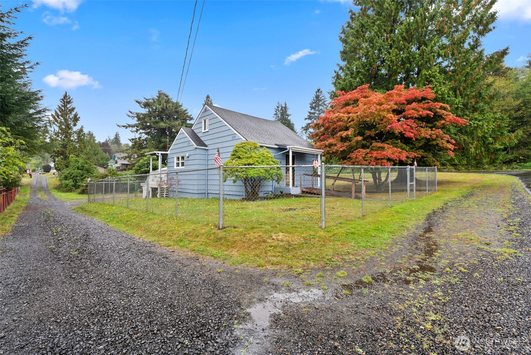 720 Washington Avenue , Raymond, WA 98577