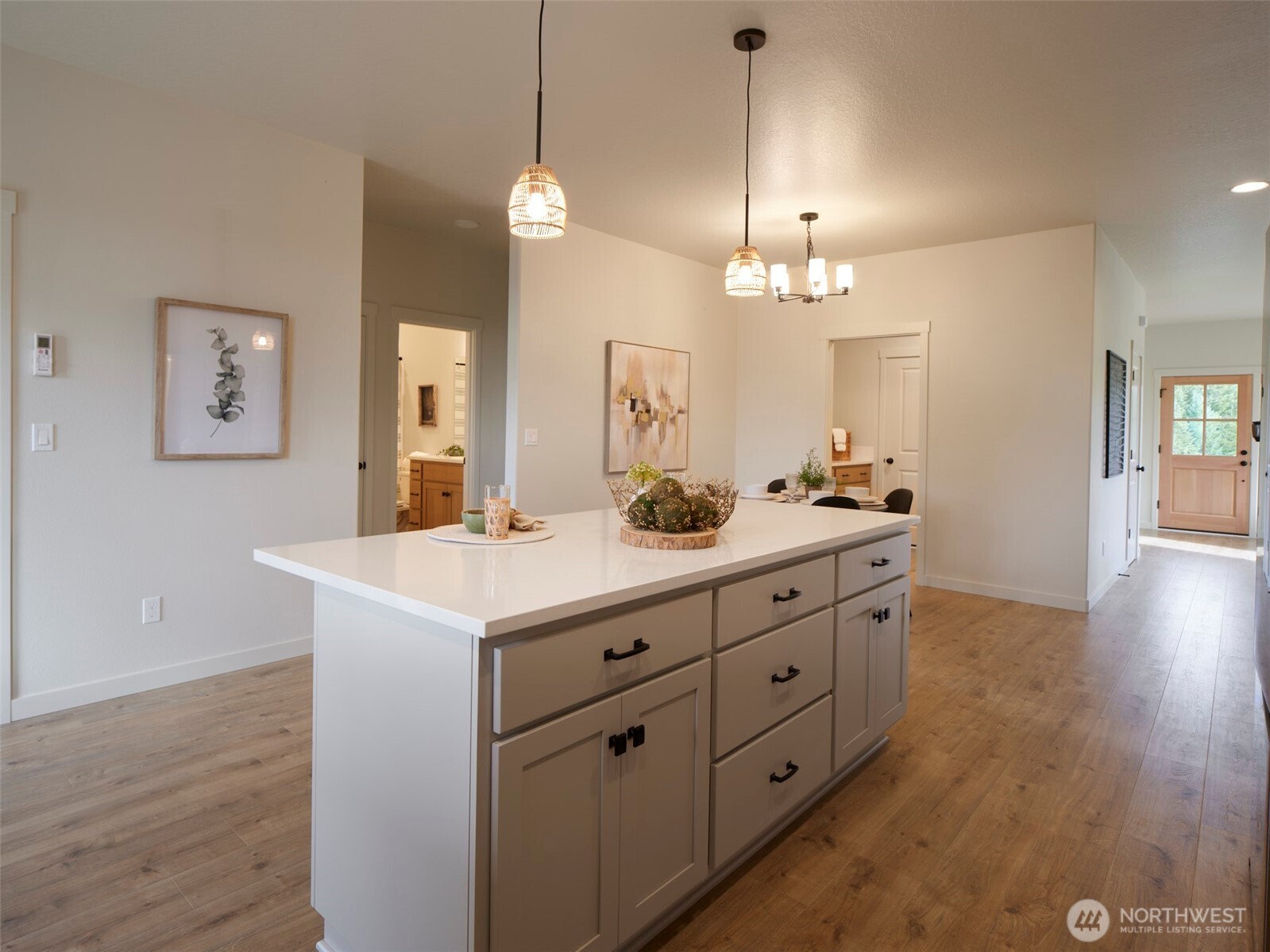 1834 Rose Valley Road , Kelso, WA 98626