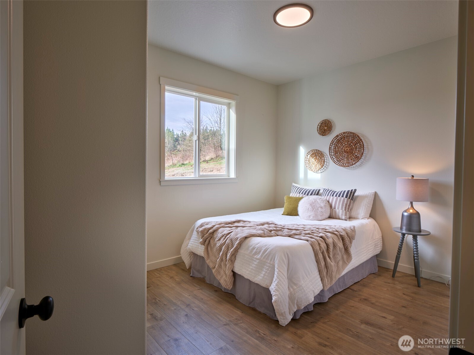 1834 Rose Valley Road , Kelso, WA 98626