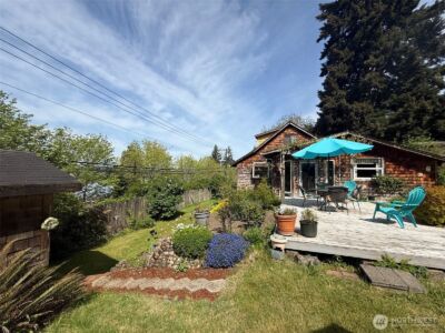 2642 E Lake Sammamish Parkway NE, Sammamish, WA 98074 - Photo 2