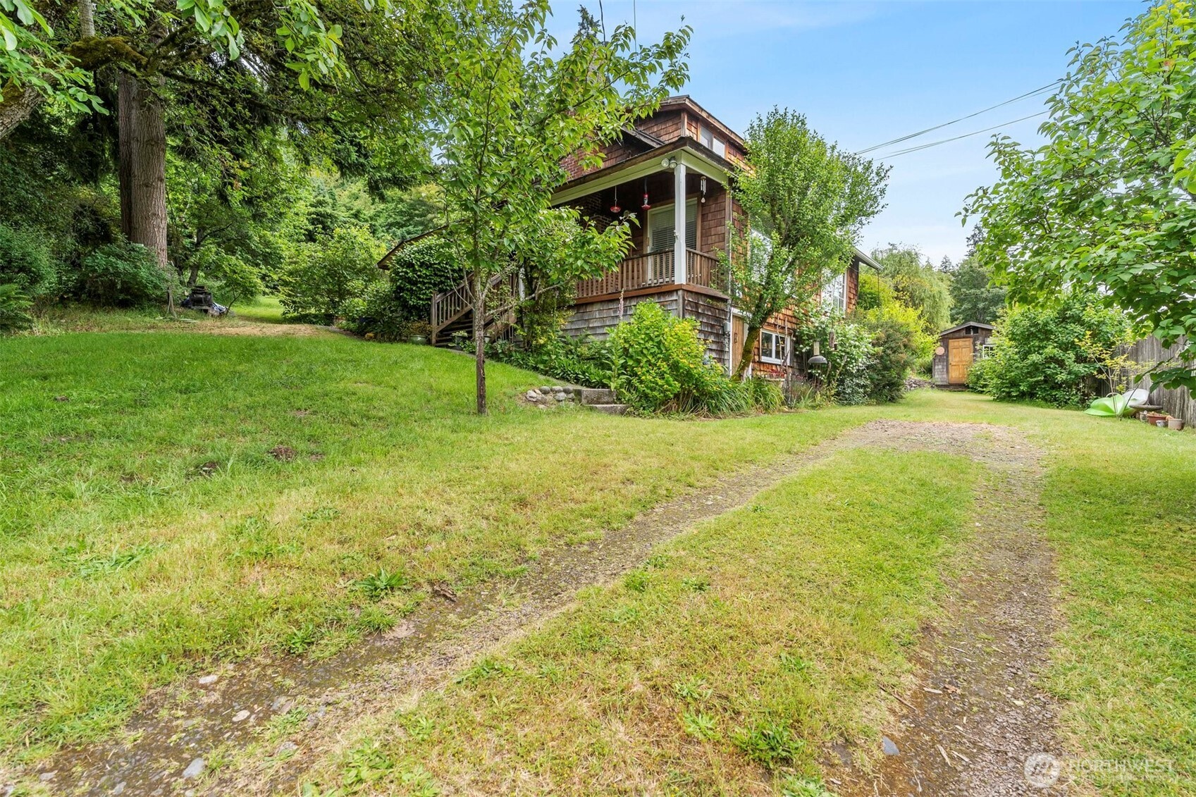 2642 E Lake Sammamish Parkway NE, Sammamish, WA 98074