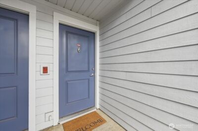 14006 NE 181st Place #B106, Woodinville, WA 98072 - Photo 2
