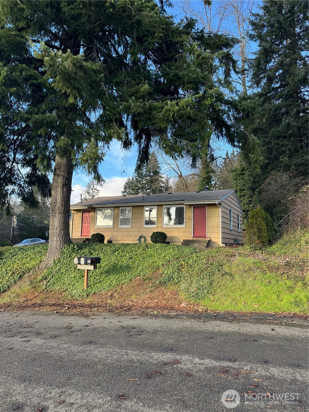 522 H Street SW, Tumwater, WA 98512