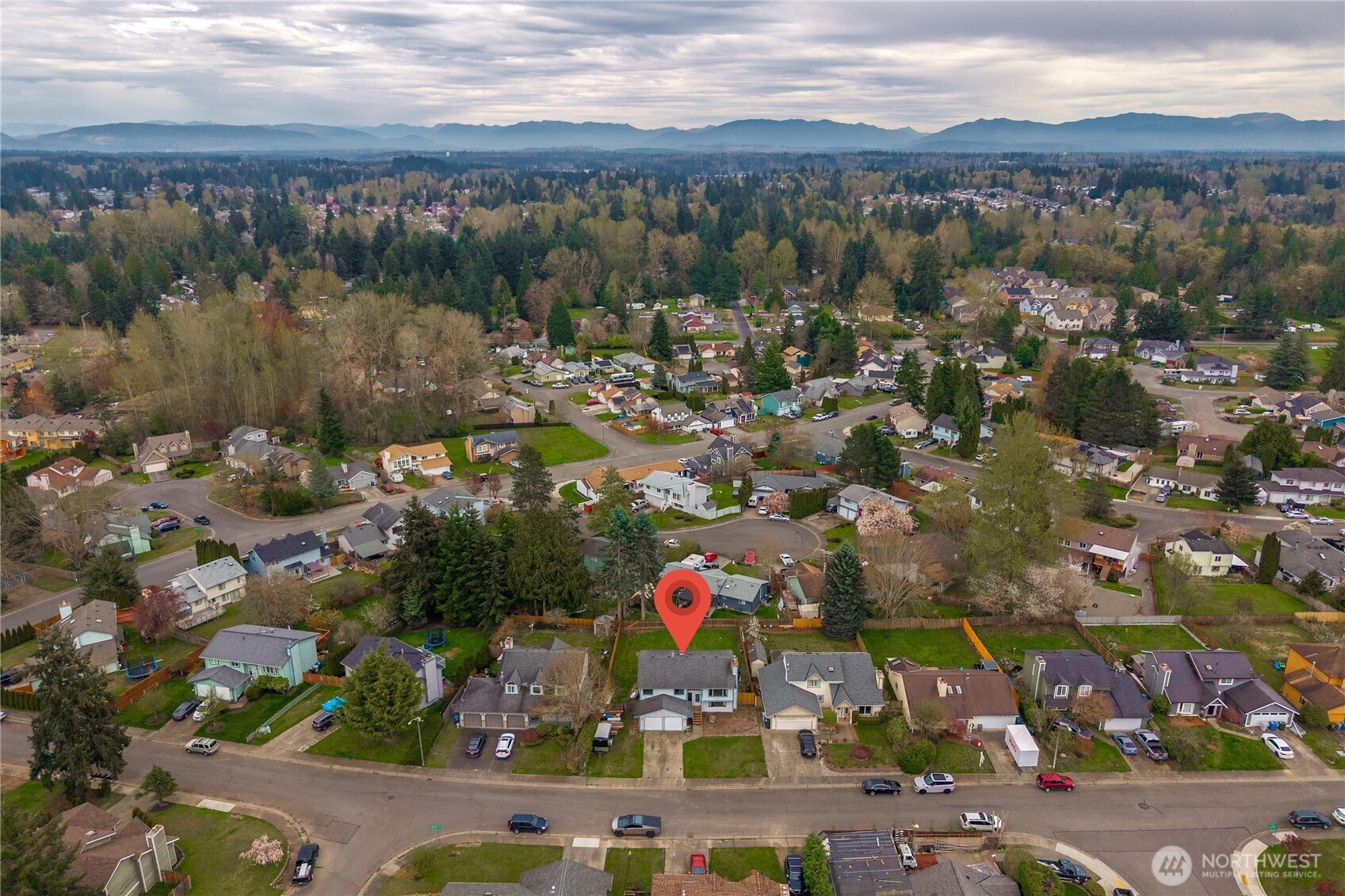 27708 128th Place SE, Kent, WA 98030-8886