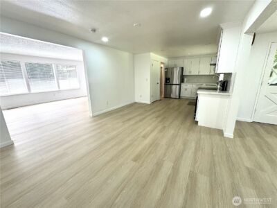 12602 Military Road E, Puyallup, WA 98374 - Photo 5