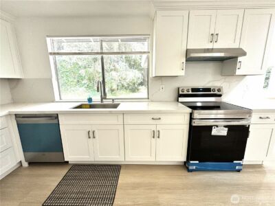 12602 Military Road E, Puyallup, WA 98374 - Photo 6