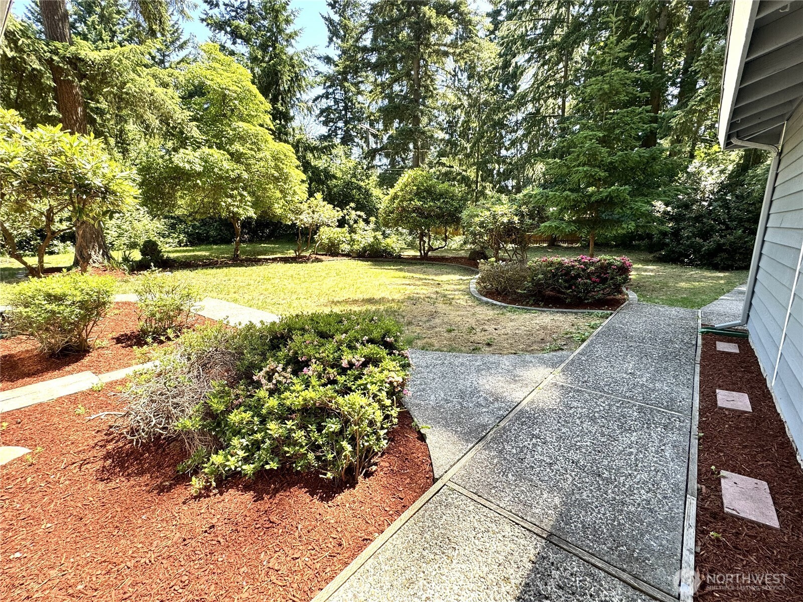 12602 Military Road E, Puyallup, WA 98374