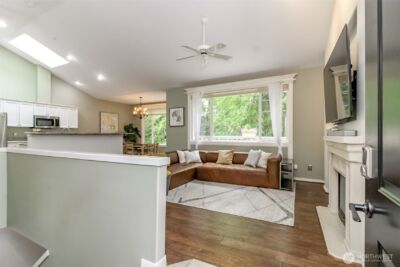 4127 248th Court SE, Sammamish, WA 98029 - Photo 4