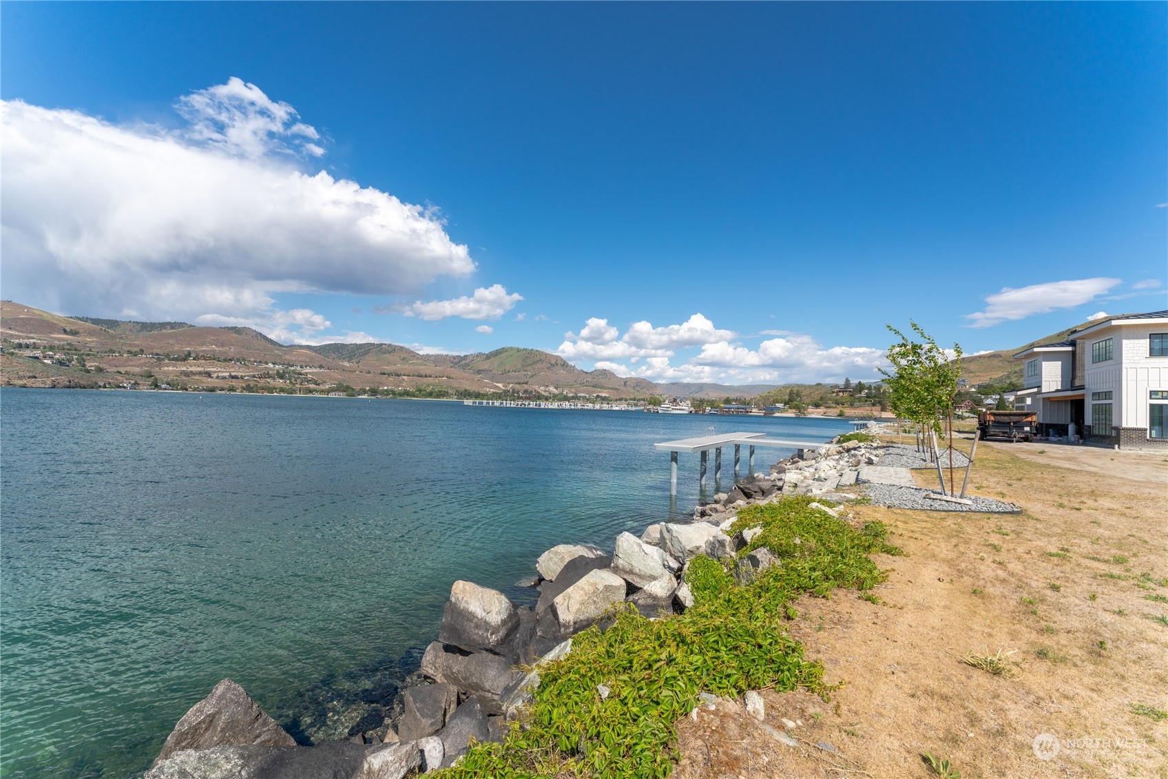 102 Burbot Lane , Chelan, WA 98816