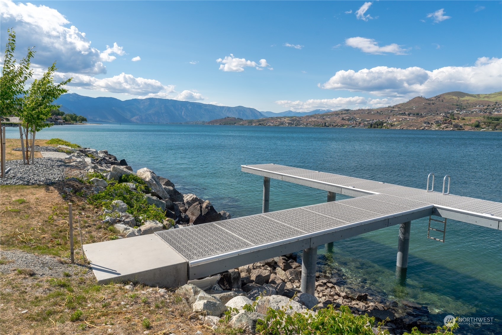 102 Burbot Lane , Chelan, WA 98816