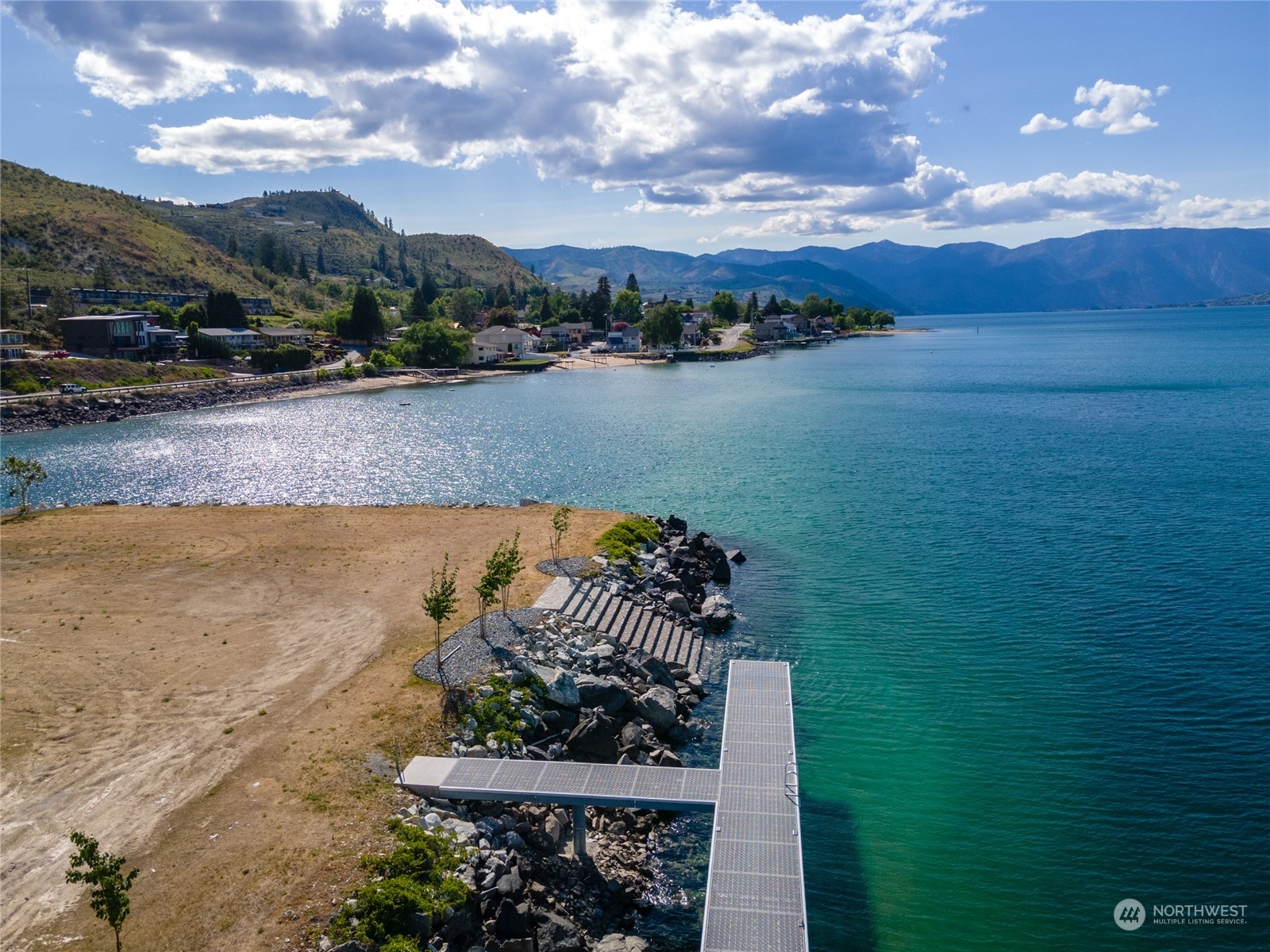 102 Burbot Lane , Chelan, WA 98816