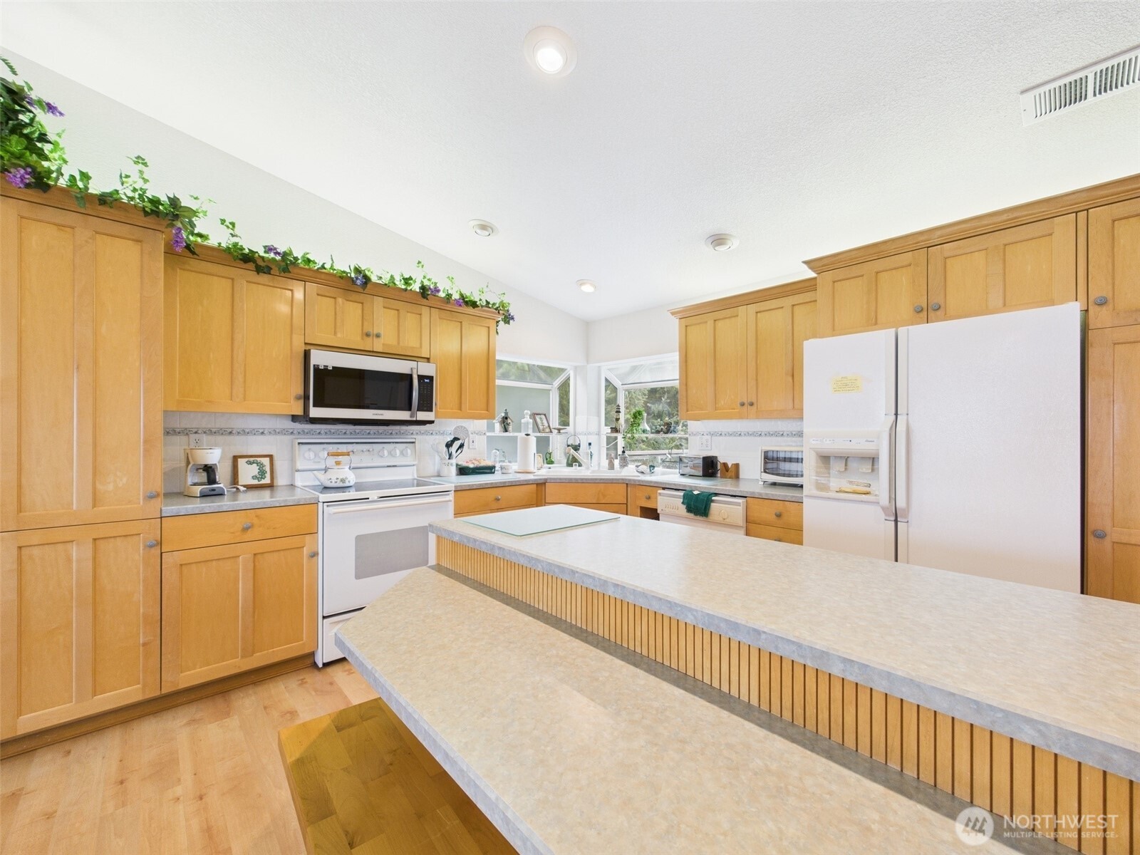 50 Diamond Drive , Pacific Beach, WA 98571