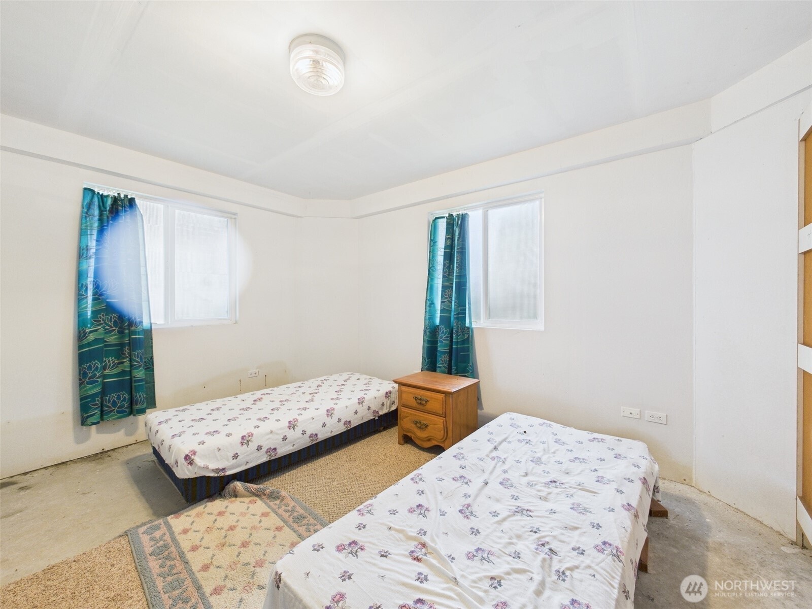 50 Diamond Drive , Pacific Beach, WA 98571