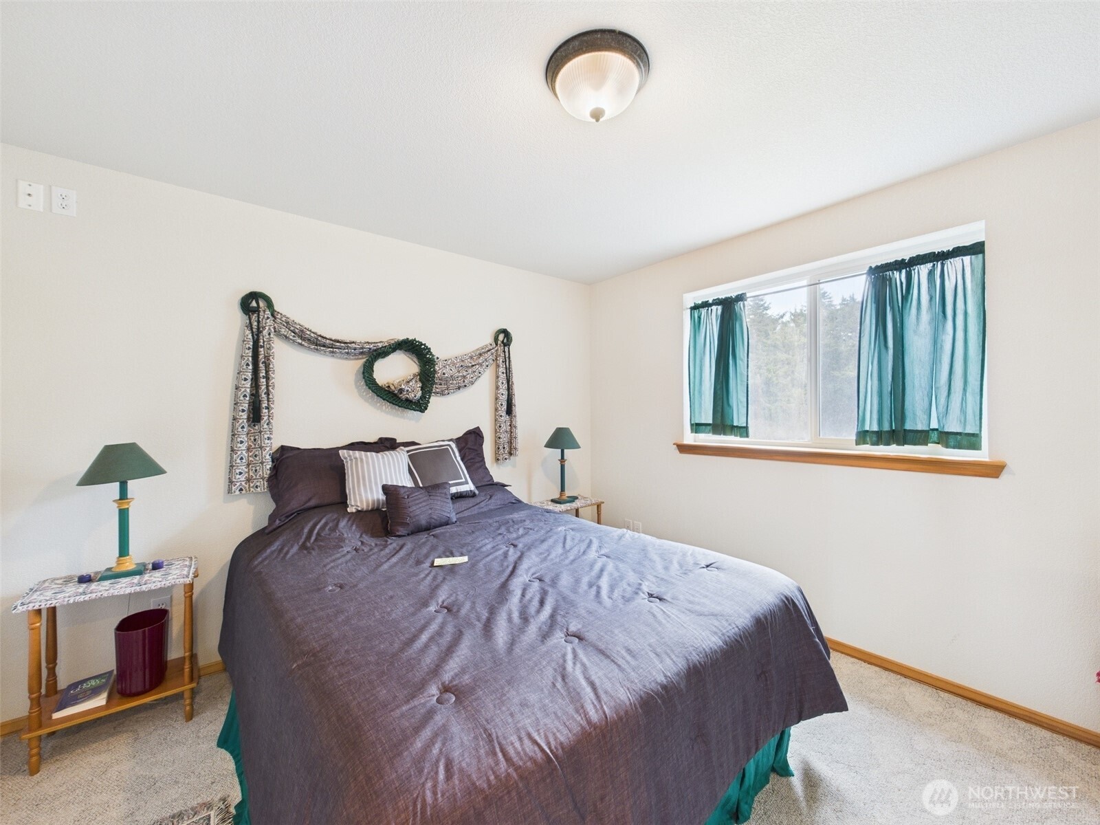 50 Diamond Drive , Pacific Beach, WA 98571